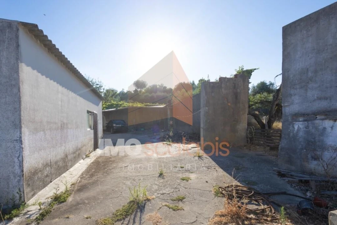 Moradia T2 para Venda em Moçarria Foto 25