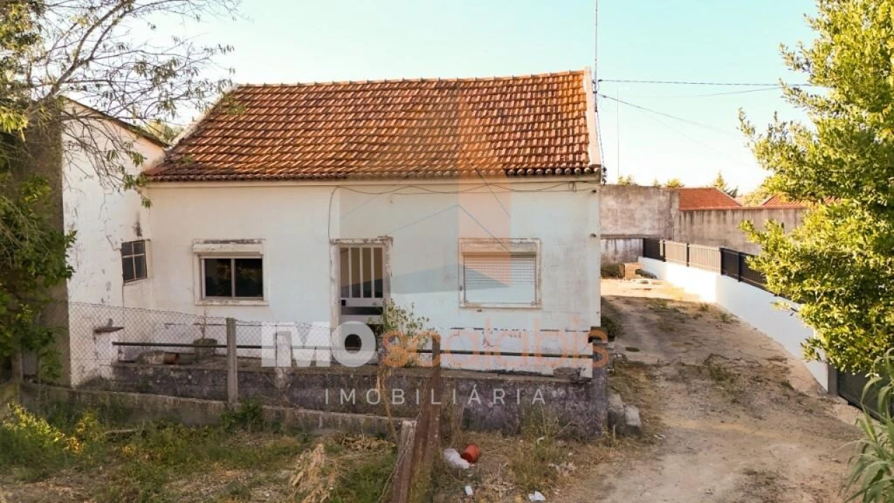 Moradia T2 para Venda em Moçarria Foto 18
