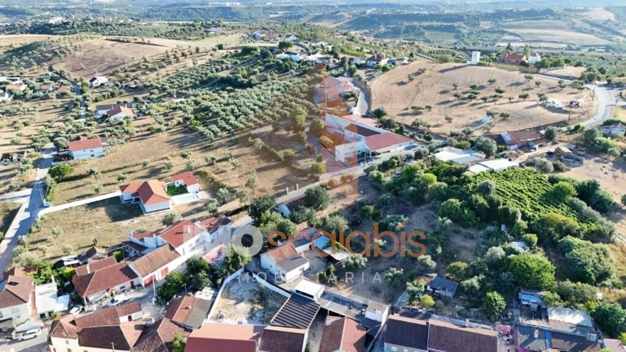 Moradia T2 para Venda em Moçarria Foto 21