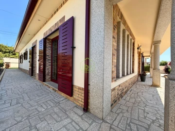 Moradia T3 para Venda em Póvoa de Varzim, Beiriz e Argivai