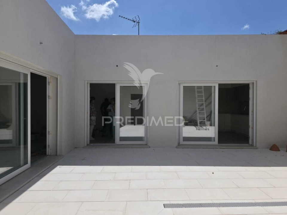 Moradia T3 para Venda em Rio Maior Foto 2