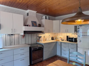 Moradia T4 para Venda em Ribeirinha
