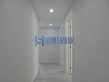 Apartamento T2 para Venda em Corroios