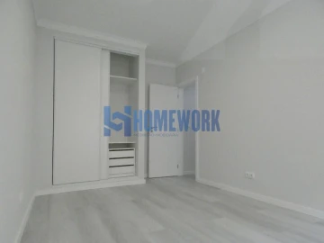 Apartamento T2 para Venda em Corroios