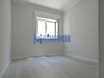 Apartamento T2 para Venda em Corroios