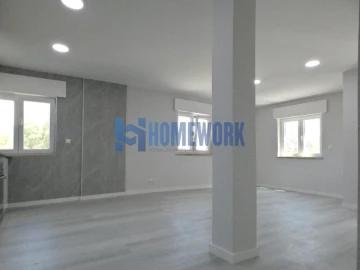 Apartamento T2 para Venda em Corroios