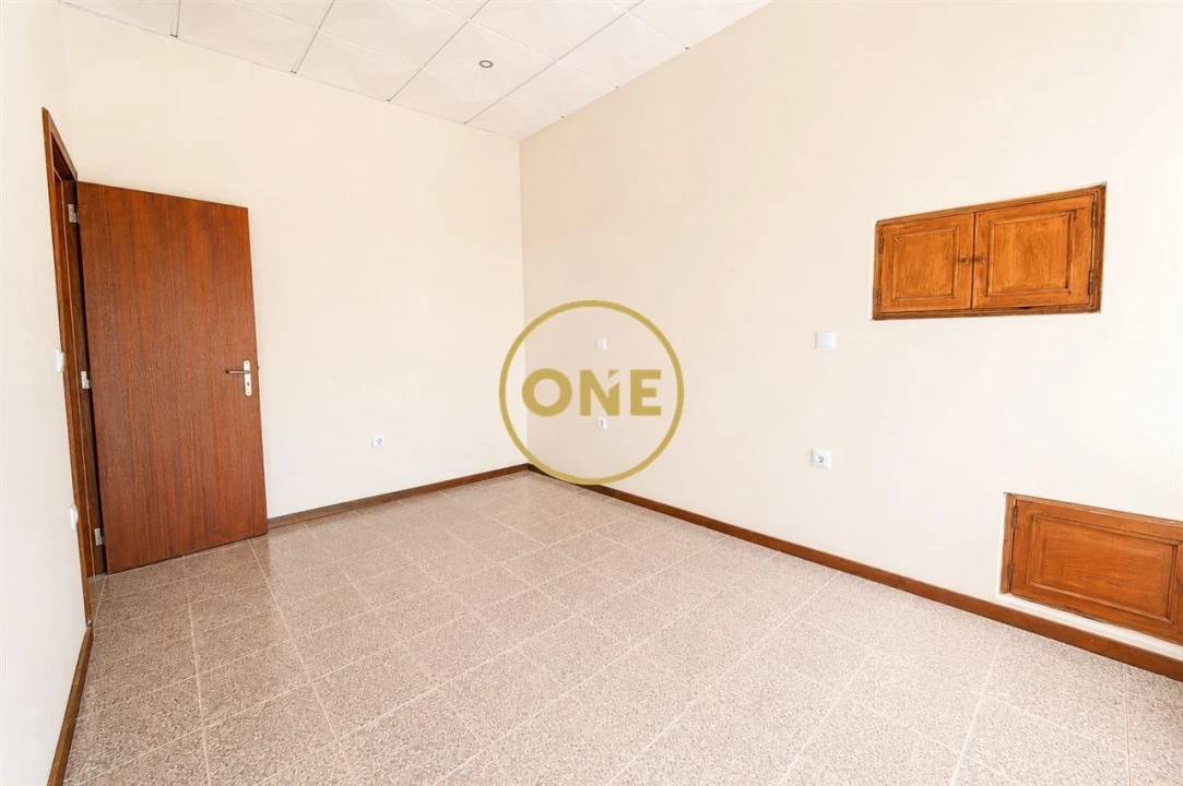 Apartamento T1 para Venda em Gondifelos, Cavalões e Outiz Foto 13