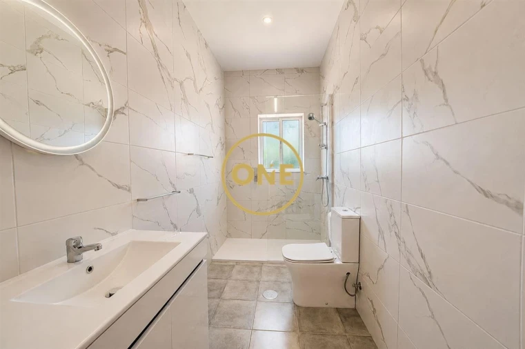 Apartamento T1 para Venda em Gondifelos, Cavalões e Outiz Foto 14