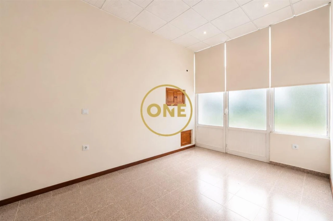 Apartamento T1 para Venda em Gondifelos, Cavalões e Outiz Foto 11
