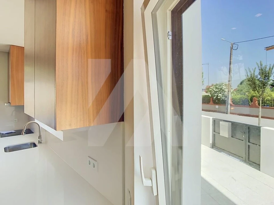 Apartamento T2 para Venda em Ovar, São João, Arada e São Vicente de Pereira Jusã Foto 14