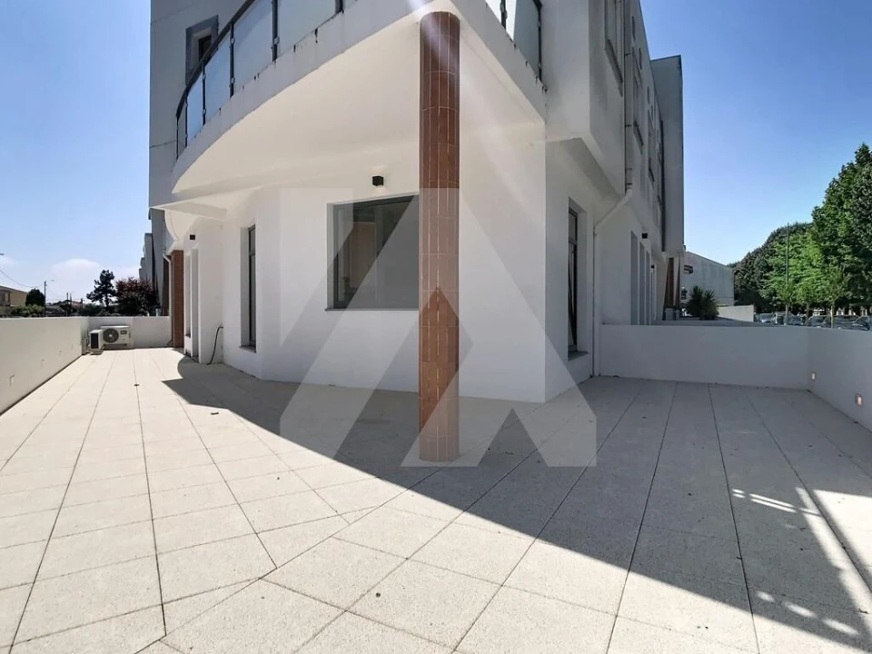 Apartamento T2 para Venda em Ovar, São João, Arada e São Vicente de Pereira Jusã Foto 1