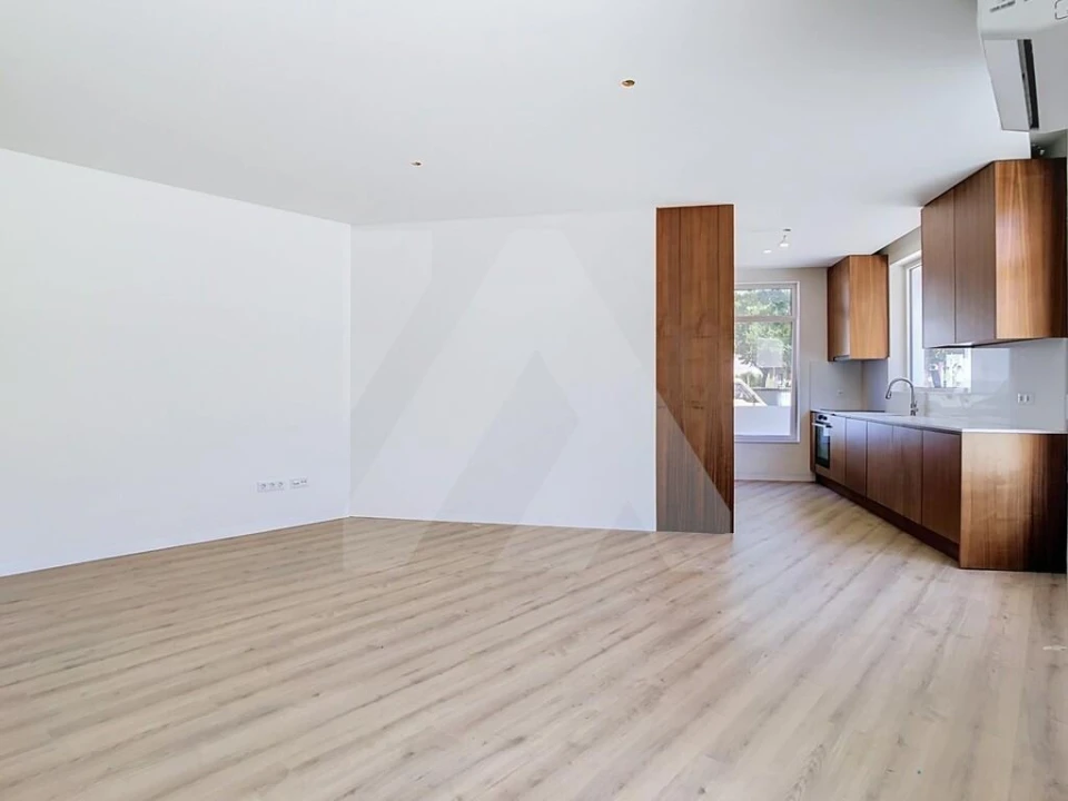 Apartamento T2 para Venda em Ovar, São João, Arada e São Vicente de Pereira Jusã Foto 2