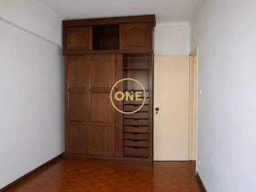 Apartamento T3 para Venda em Benfica
