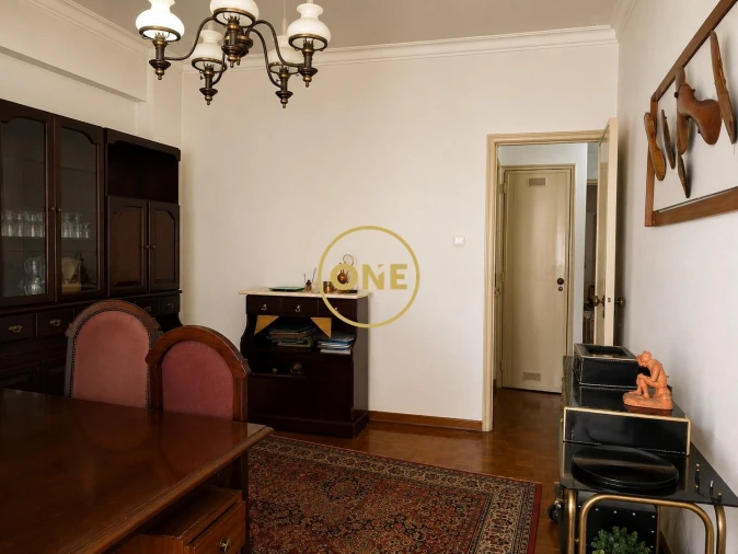 Apartamento T3 para Venda em Benfica Foto 2
