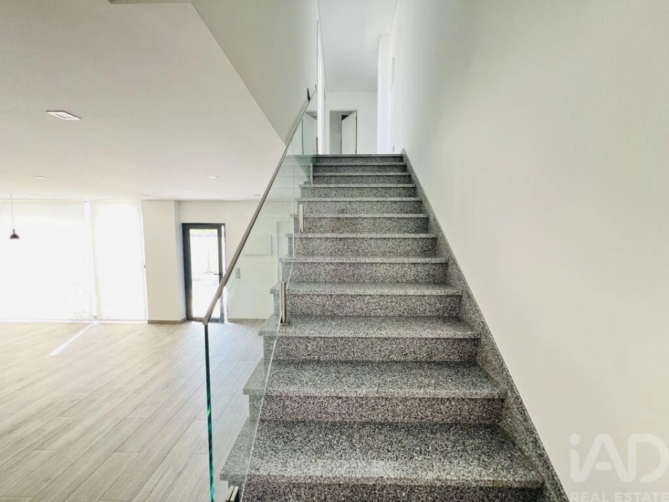 Moradia T2 para Venda em Alfeizerão Foto 15
