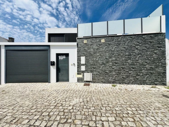 Moradia T2 para Venda em Alfeizerão Foto 27