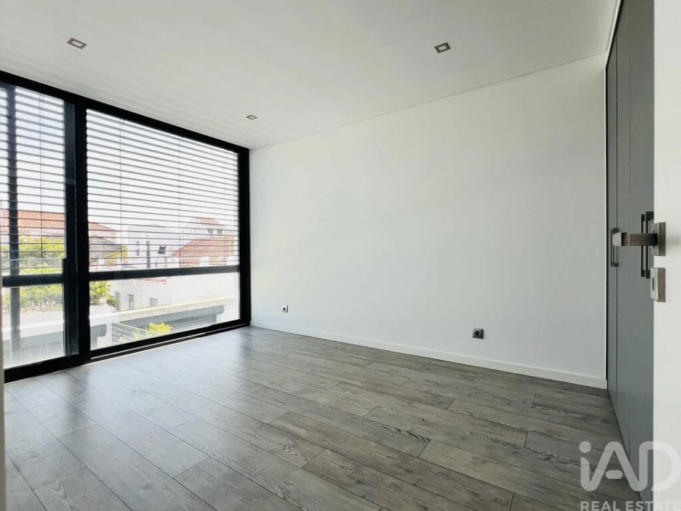 Moradia T2 para Venda em Alfeizerão Foto 23