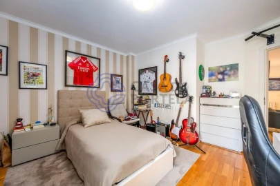 Apartamento T5 para Venda em Lumiar