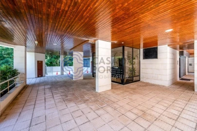 Apartamento T5 para Venda em Lumiar