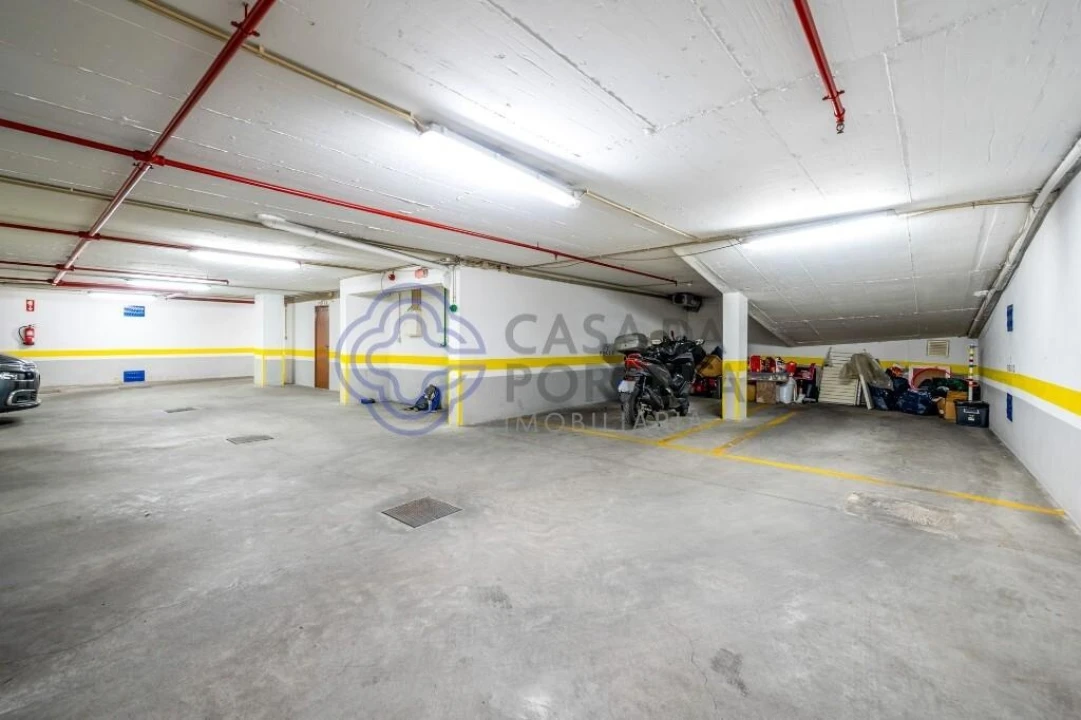 Apartamento T5 para Venda em Lumiar Foto 41