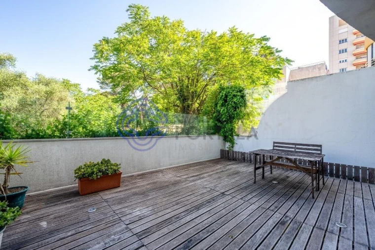 Apartamento T5 para Venda em Lumiar Foto 29