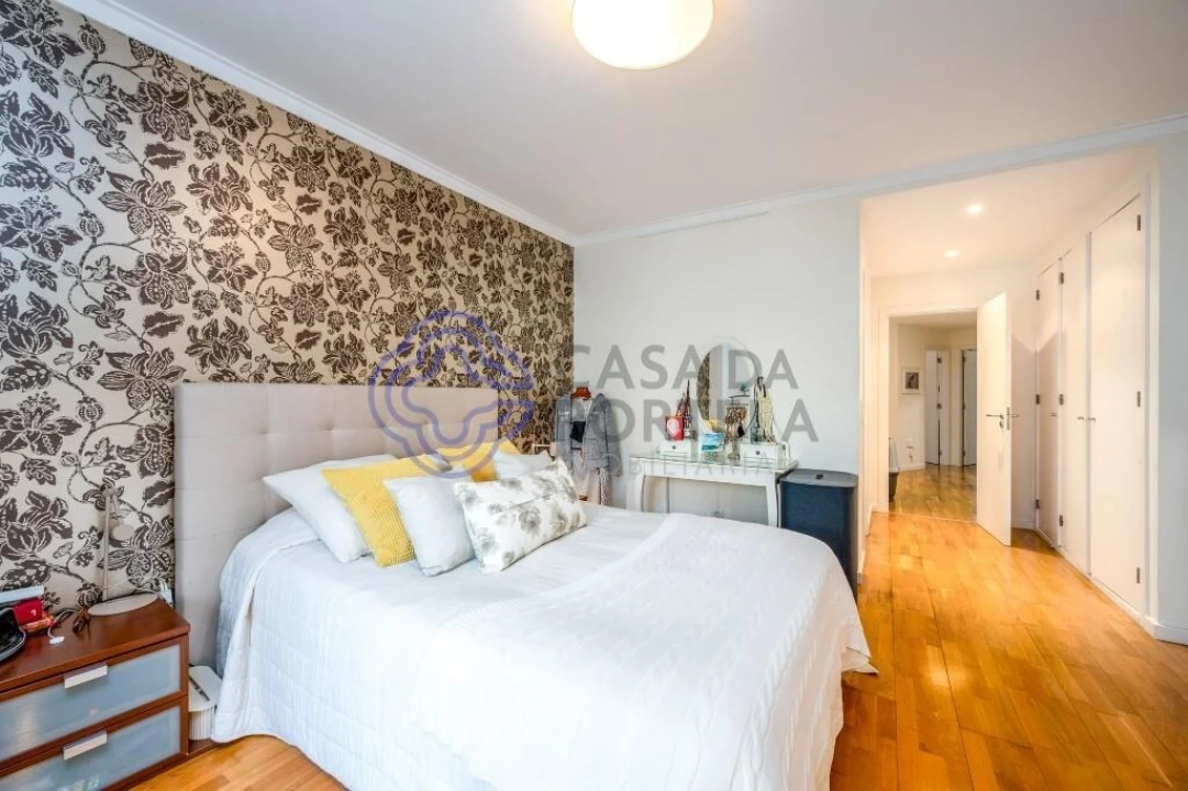 Apartamento T5 para Venda em Lumiar Foto 18