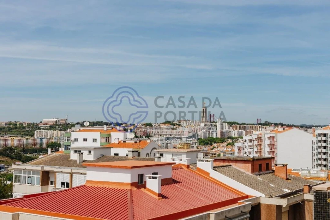 Apartamento T2 para Venda em Laranjeiro e Feijó Foto 20