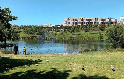 Apartamento T2 para Venda em Laranjeiro e Feijó
