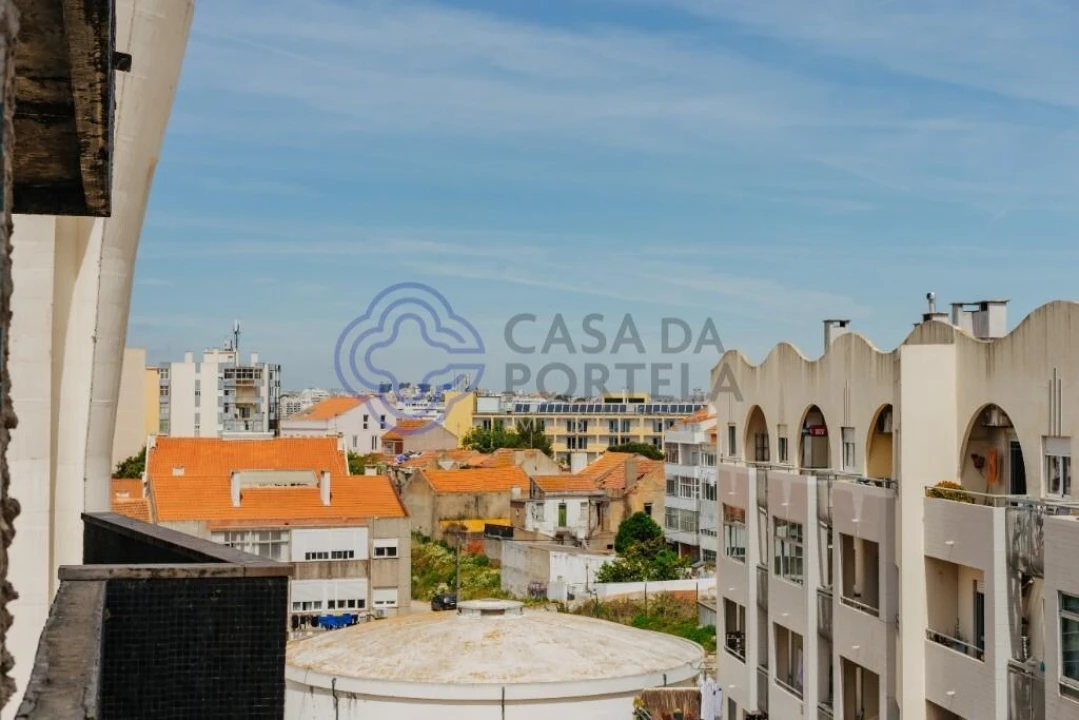 Apartamento T2 para Venda em Laranjeiro e Feijó Foto 17