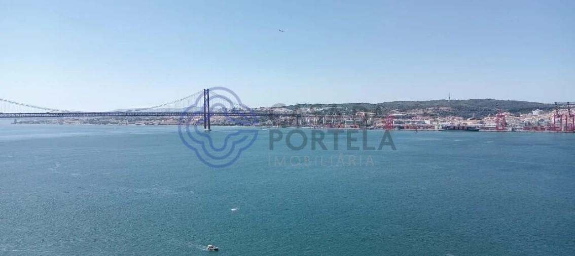 Apartamento T2 para Venda em Laranjeiro e Feijó Foto 28