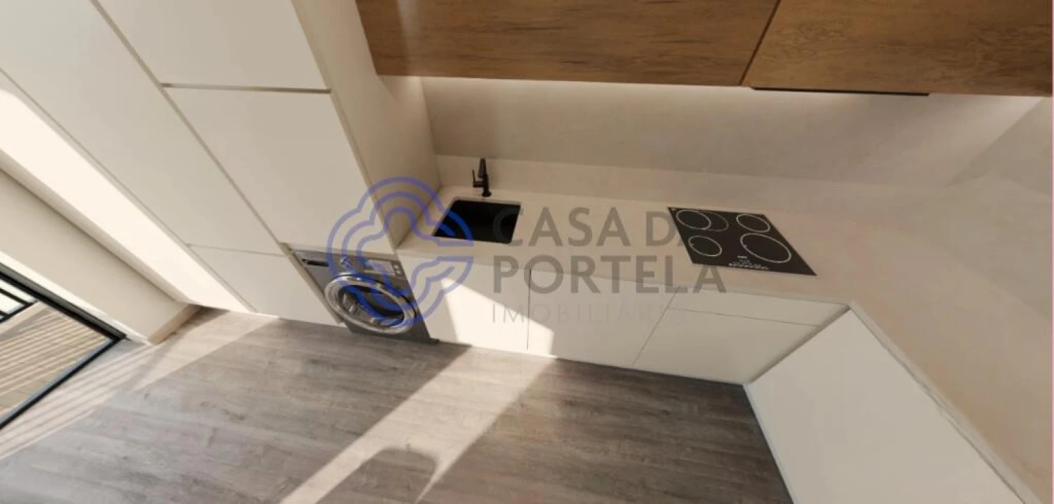 Apartamento T2 para Venda em Laranjeiro e Feijó Foto 5