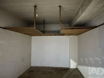 Garagem para Venda em Almada, Cova da Piedade, Pragal e Cacilhas