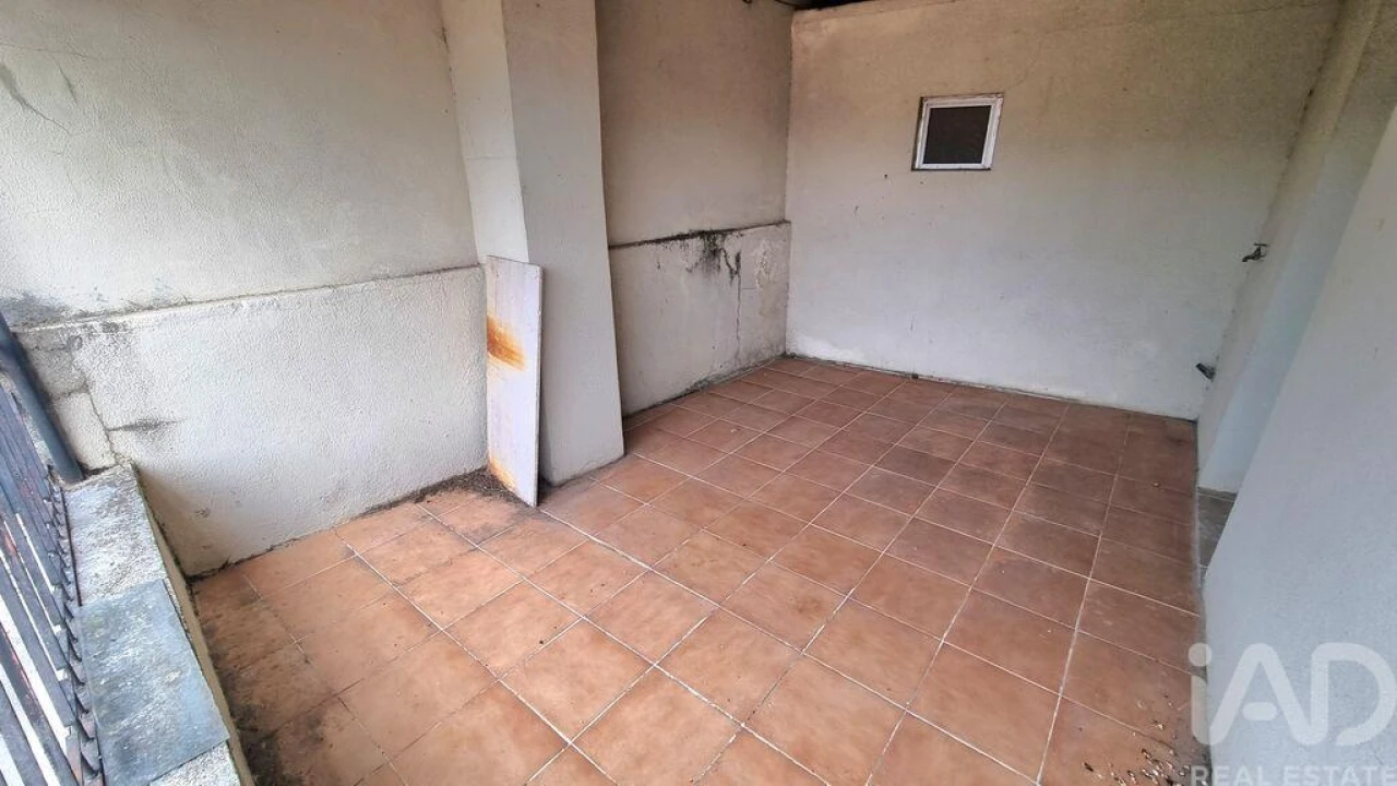 Moradia T5 para Venda em Vale de Azares Foto 26