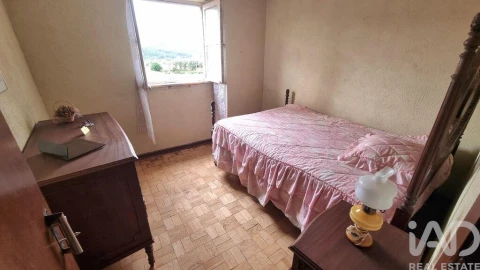 Moradia T5 para Venda em Vale de Azares
