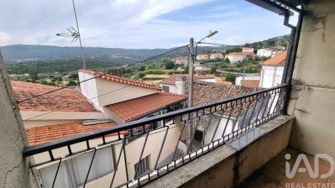 Moradia T5 para Venda em Vale de Azares