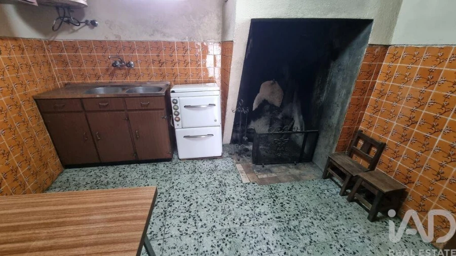 Moradia T5 para Venda em Vale de Azares Foto 3