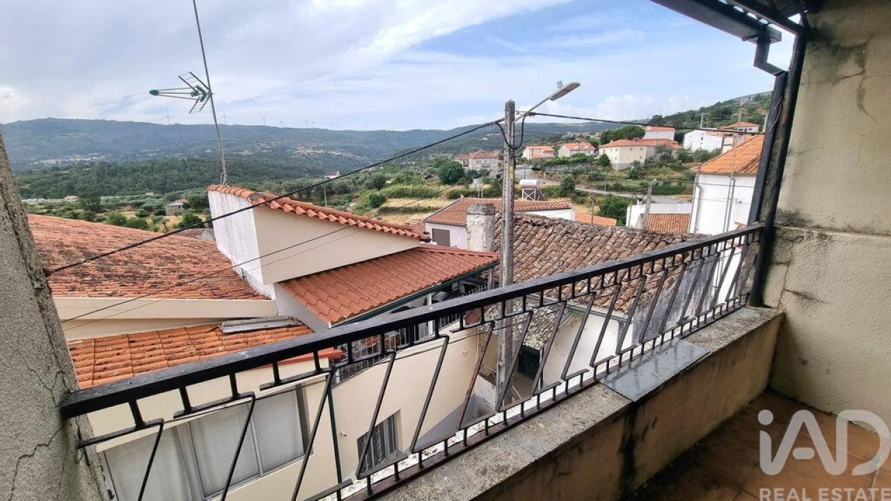 Moradia T5 para Venda em Vale de Azares Foto 29