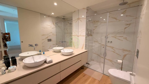 Apartamento T3 para Venda em Póvoa de Varzim, Beiriz e Argivai