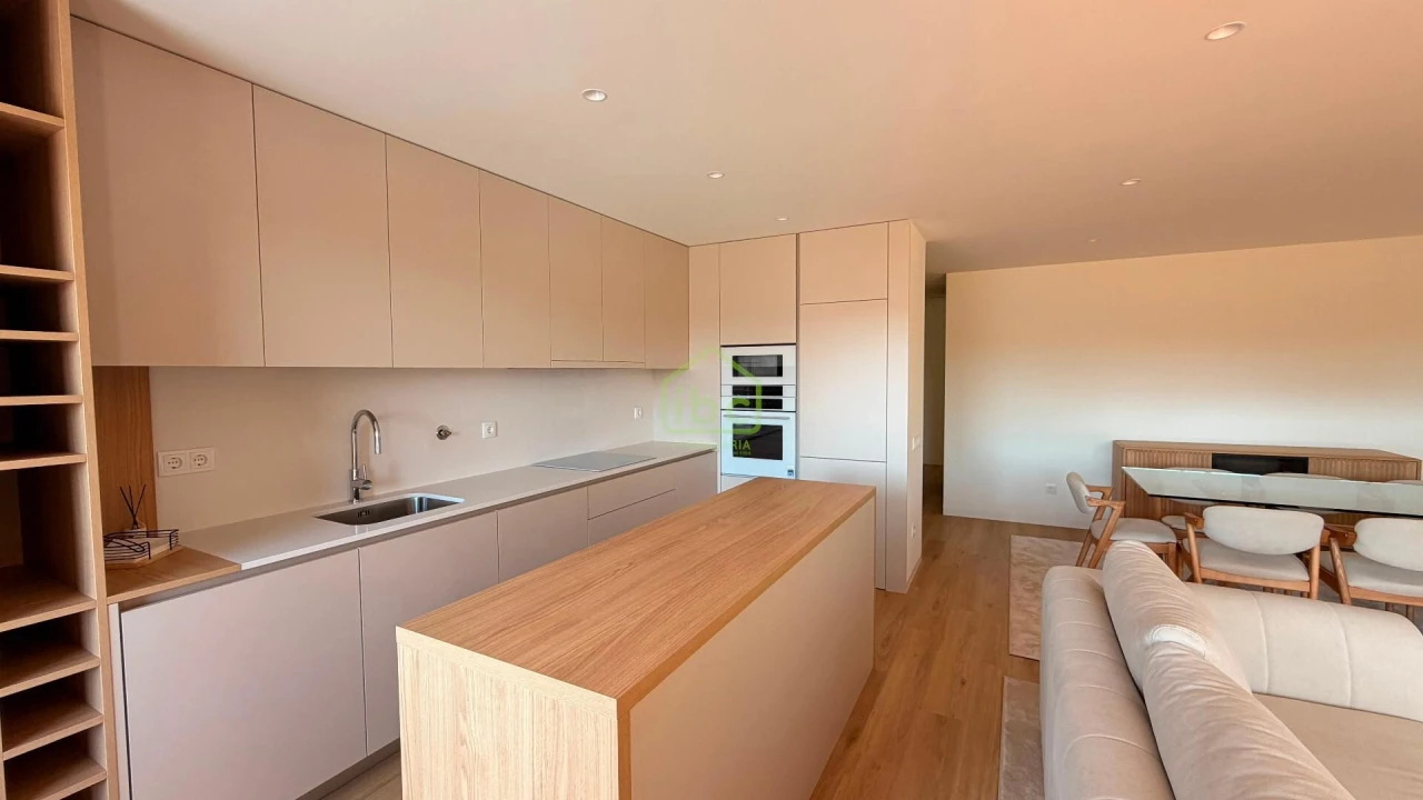 Apartamento T3 para Venda em Póvoa de Varzim, Beiriz e Argivai Foto 2