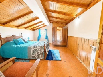 Moradia T5 para Venda em Travancas e Roriz