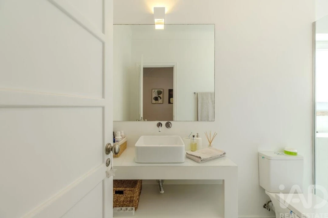 Apartamento T2 para Venda em Campolide Foto 22