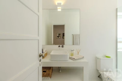 Apartamento T2 para Venda em Campolide