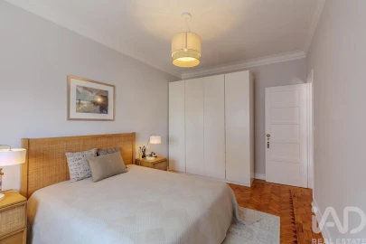 Apartamento T2 para Venda em Campolide