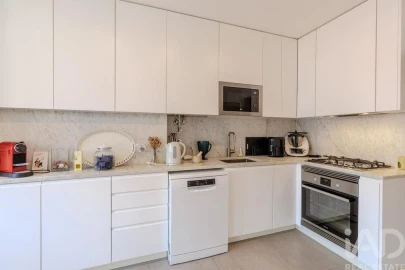 Apartamento T2 para Venda em Campolide