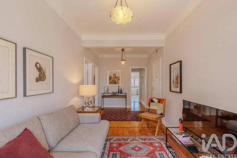 Apartamento T2 para Venda em Campolide Foto 20