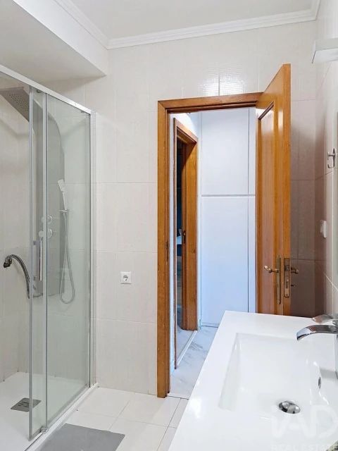 Apartamento T3 para Venda em Mafamude e Vilar do Paraíso