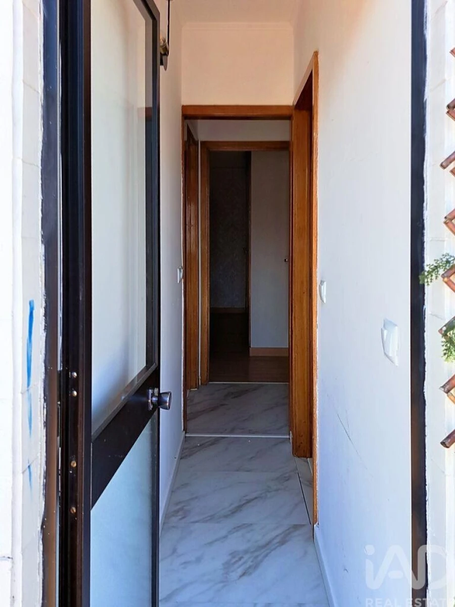 Apartamento T3 para Venda em Mafamude e Vilar do Paraíso Foto 26