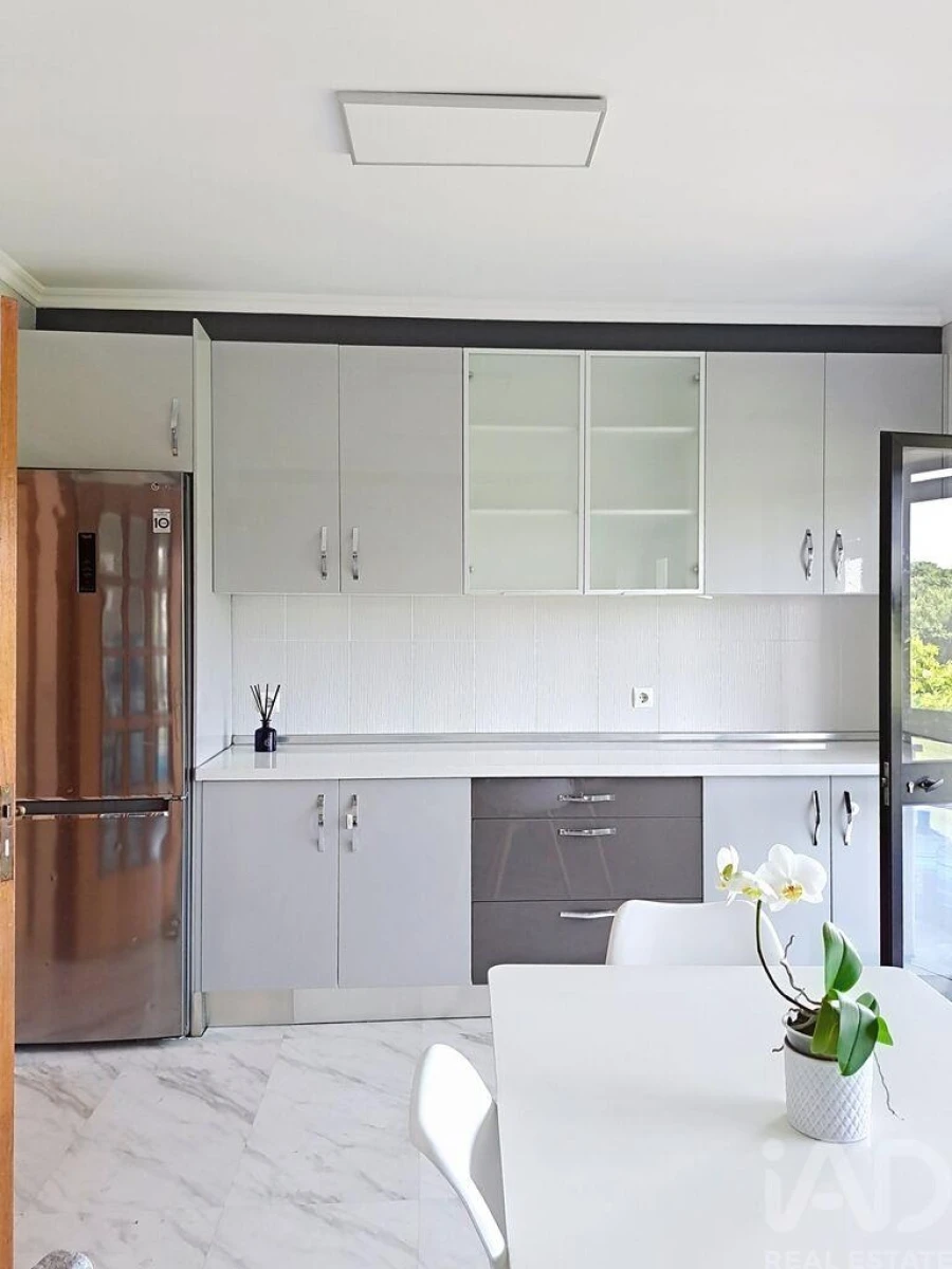 Apartamento T3 para Venda em Mafamude e Vilar do Paraíso Foto 11