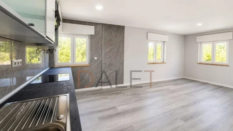 Apartamento T2 para Venda em Corroios