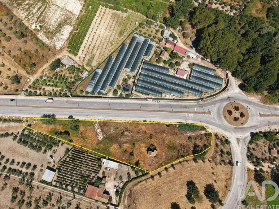 Terreno para Venda em Nelas Foto 1